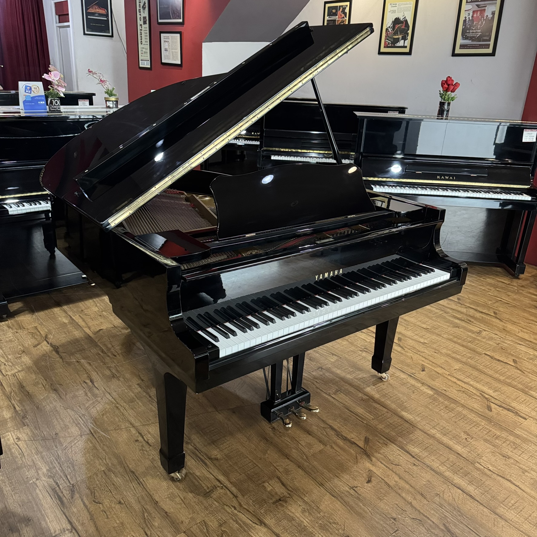 Grand Piano Yamaha G2 - Allegro Piano