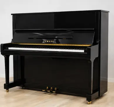 Upright piano Yamaha LU-110 warna hitam glossy tampak depan elegan