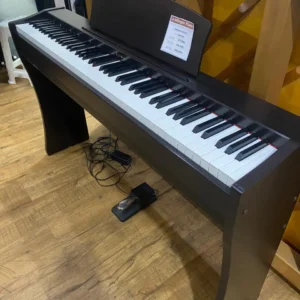 Piano Digital Kawai CL26 dengan desain slim elegan dan keyboard hammer action realistis di Showroom Allegro Piano
