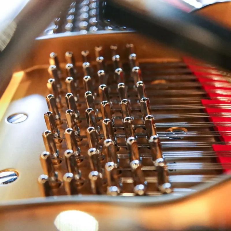 Piano grand Steinway & Sons Spirio r 2022 dengan finishing hitam glossy dan teknologi player piano canggih | Allegro Piano