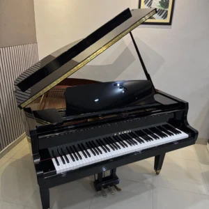 Baby Grand Kawai GL10